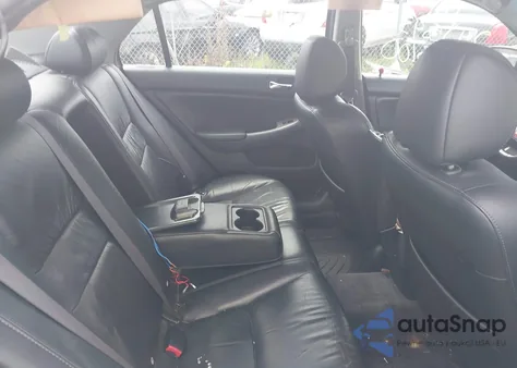 2005 Honda Accord 2.4 Ex из США, поврежденный, VIN 1HGCM56855A115577